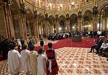 Székely gyermekek adtak adventi műsort az Országházban