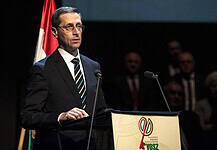 Varga: Folytatni kell az államadósság csökkentését