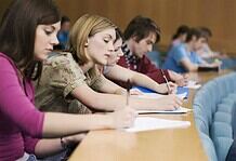 Nem kötelezhetők román nyelvvizsgára a magyar felvételizők