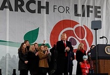 Trump: Meg kell védenünk minden még meg nem született gyermeket