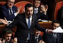 Megvonták Matteo Salvini mentelmi jogát