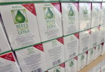 Tízezer üvegnyi Béres Cseppet ajánlott fel a gyógyszergyár