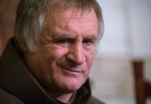 Cenzúrázta a Facebook Böjte Csaba atyát