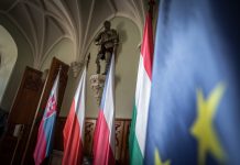 Orbán Viktor: El kell távolítani a javaslat abszurd elemeit