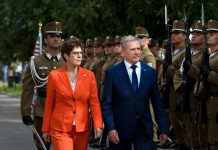 Magyarországon járt a német védelmi miniszter