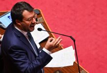 Megvonták Matteo Salvini mentelmi jogát