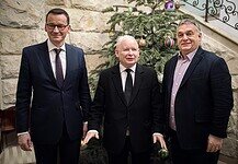 Magyarország szilárdan kiáll Lengyelország mellett