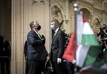 Magyarország százötven lélegeztetőgépet küld Csehországnak