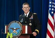 Elnöki kegyelemben részesült Michael Flynn tábornok