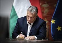 Ha az Európai Népárt módosítja alapszabályát, a Fidesz kilép