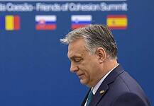 „Ki lett mondva: aki beengedi a migránsokat, az jogállam, aki nem, az nem jogállam”