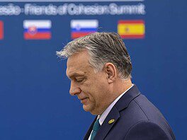 „Ki lett mondva: aki beengedi a migránsokat, az jogállam, aki nem, az nem jogállam”