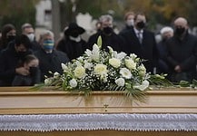 A miniszterelnök búcsúztatta Szőcs Géza költőt
