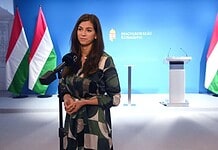 Kormányszóvivő: Szentestére felfüggesztjük a kijárási tilalmat