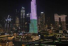 Magyar színekben a világ legmagasabb épülete!