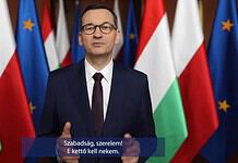 Petőfit idézett magyarul ünnepi üzenetében a lengyel kormányfő