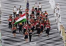 A magyarok Cseh László és Mohamed Aida vezetésével vonultak be az Olimpiai Stadionba