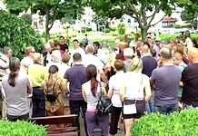 Kézdivásárhelyen tömeg fogadta a börtönből szabadult székelyeket