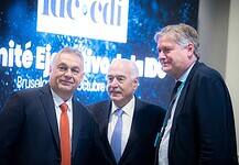 Orbán Viktort újra megválasztották a CDI alelnökének