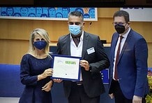 Dávid Botond székelyudvarhelyi fotós vehette át idén az EP Európai Polgár díját