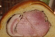 Kenyérben sült csülök