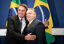 Bolsonaro: Önök a mi kis nagytestvérünk