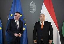 EB-alelnök: Megható, ahogy a magyar emberek segítik az ukrajnai menekülteket