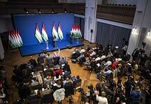 Orbán Viktor tűzszünetet javasol