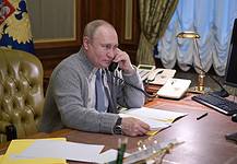 Mario Draghi telefonon egyeztetett Vlagyimir Putyinnal