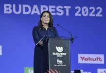 Novák Katalin nyitotta meg a vizes vb-t a Duna Arénában