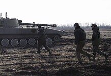 Kalinyingrád mellett gyakorlatoznak az oroszok