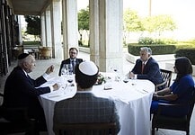 Orbán Viktor és Novák Katalin Arthur Schneier főrabbival tárgyalt