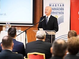 Csák János: Magyarország jövőjét az innovációs teljesítmény alapozhatja meg