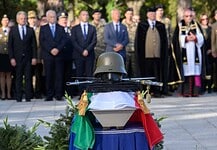 A Fiumei úti sírkertben adtak végtisztességet 102 magyar hősnek
