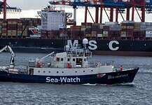 Az új olasz kormány nem engedi kikötni az NGO-hajókat