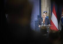 Orbán: Veszélyben vagyunk gazdaságilag, de fizikailag is