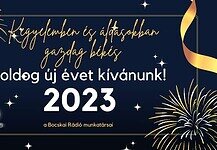 Kegyelemben és áldásokban gazdag békés boldog új évet kívánunk!