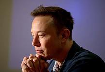 Musk elbukta a szavazást, a Twitter-felhasználók többsége a távozását akarja