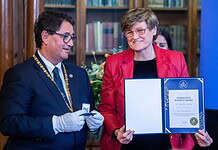 Karikó Katalin átvette a Semmelweis Budapest Award elismerést
