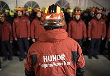 Már több mint tíz túlélőt mentettek meg a magyarok Törökországban