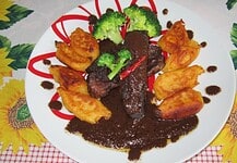 Marhaszelet rafinált mártással