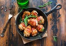 Baconbe tekert csirkecomb