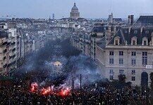 Hatodik alkalommal tiltakoztak a franciák a nyugdíjreform ellen