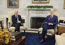 Joe Biden megköszönte Olaf Scholznak Ukrajna támogatását