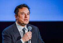 Élőben közvetítené Musk a Zuckerberggel folytatott ketrecharcát