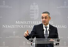 Potápi: A magyarság a határon innen és túl együtt tervezi a jövőjét