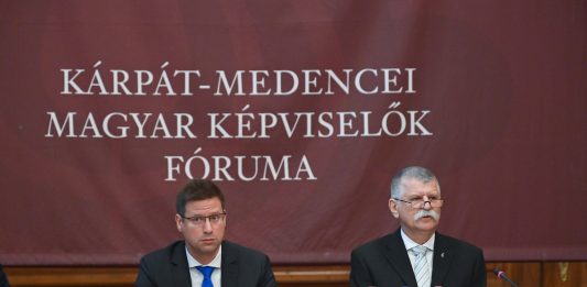 Kövér László: a teljes magyar nemzet a kárpátaljai magyarság mögött áll