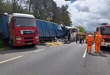 Magyar autóbusz karambolozott Szlovákiában
