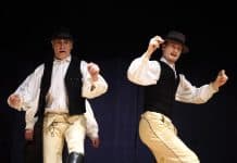 Szeretném a tánc örömét megőrizni – interjú Kosbor Hunor amerikai magyar néptáncos-zenésszel