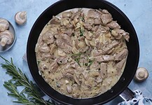 Gombás tejszínes szűzpecsenye